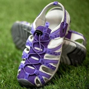 Walking Sandals with Paw Prints 🐾